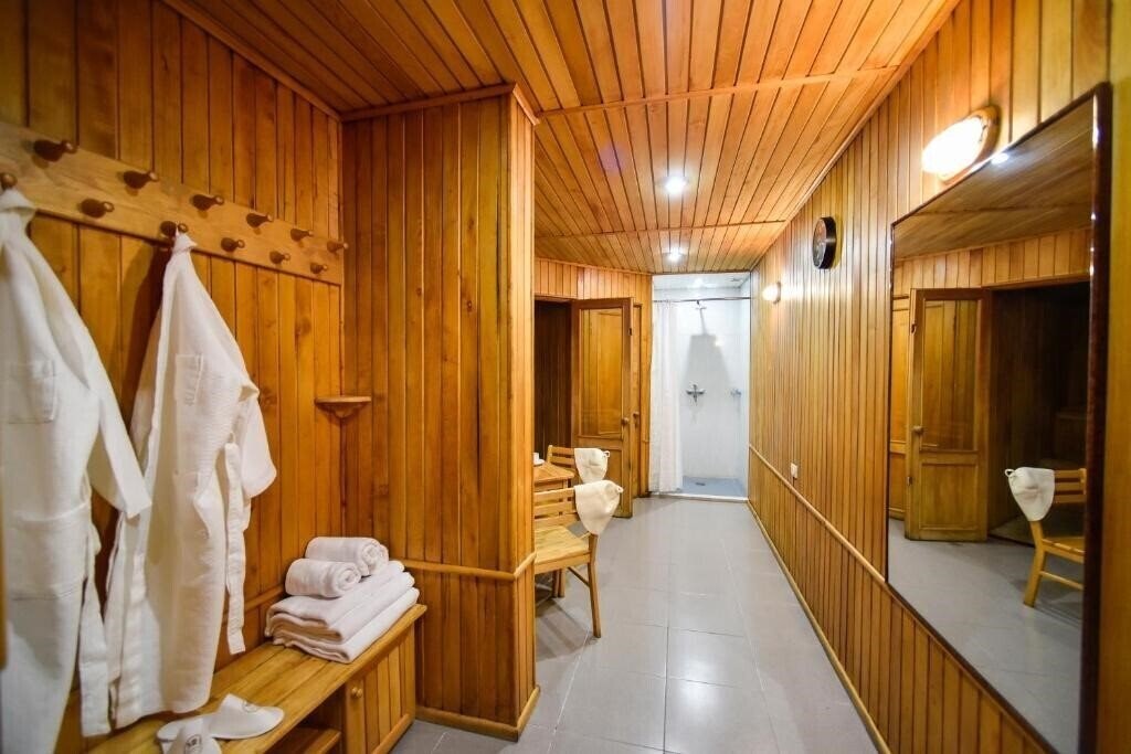 Zdjęcia Metropol Hotel Yerevan 4*
