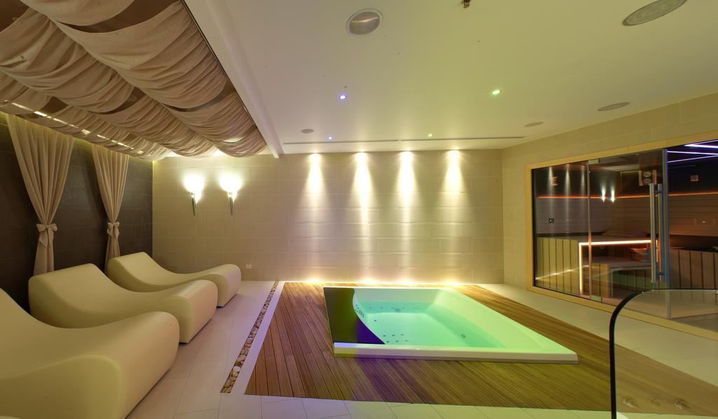 Zdjęcie Royal Tulip Grand Hotel Yerevan 5*
