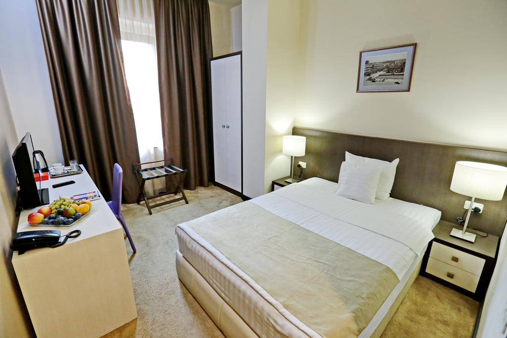 Zdjęcia My Hotel Yerevan 3*