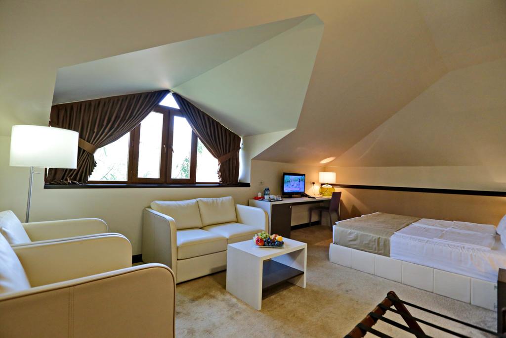 Zdjęcie My Hotel Yerevan 3*