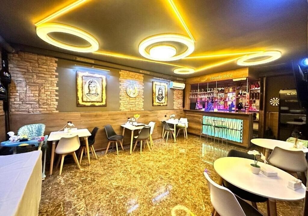 Zdjęcia Nava Hotel 3*