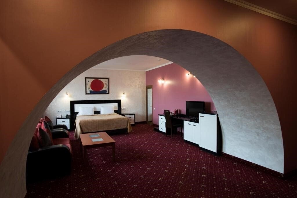 Зображення Erebuni Hotel 3*