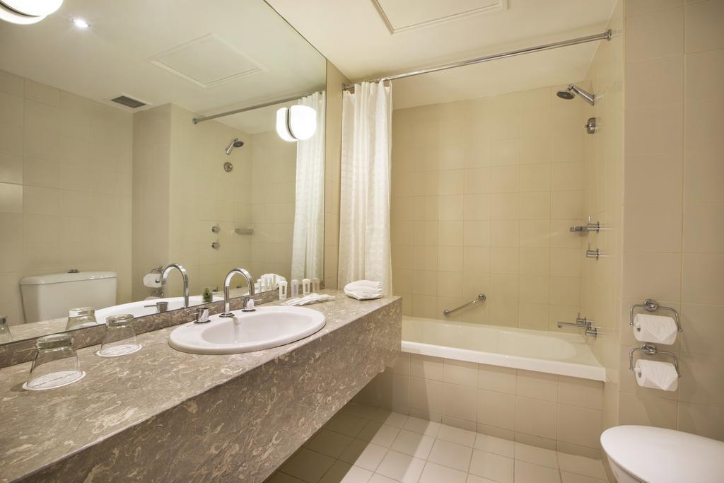 Zdjęcie Crowne Plaza Melbourne 4*