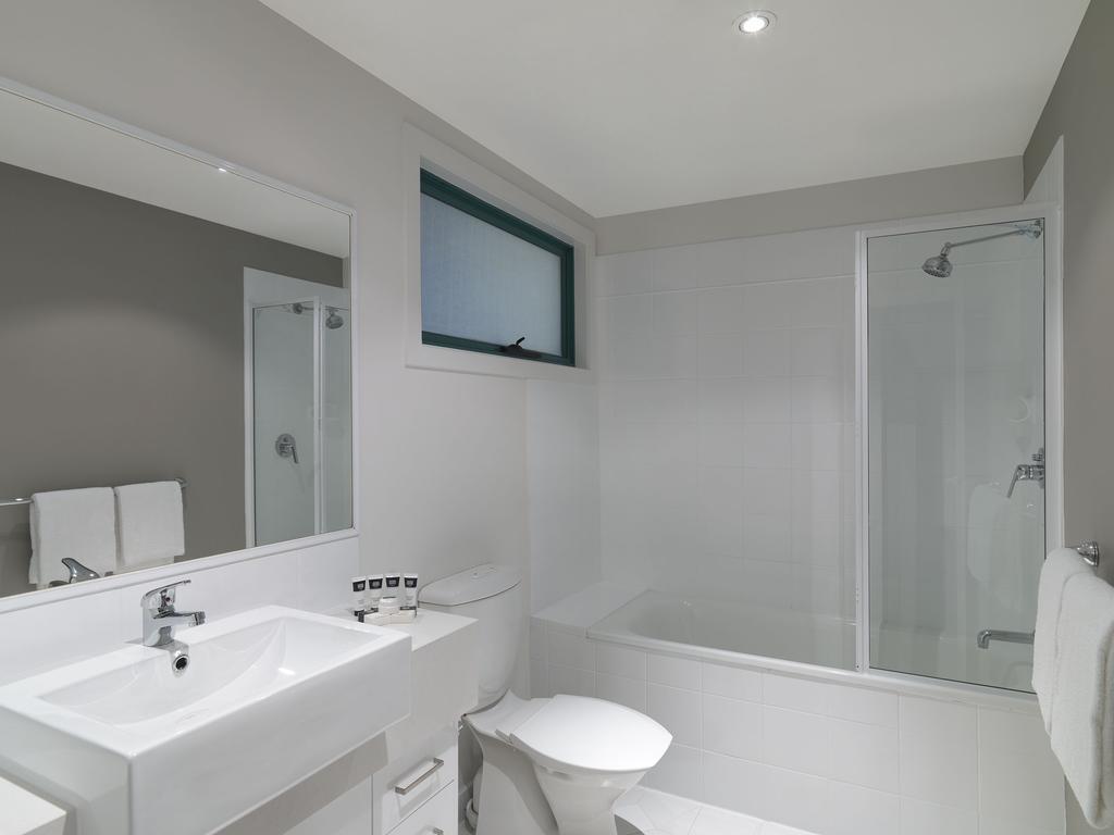Фотография Adina Apartment St Kilda 4*