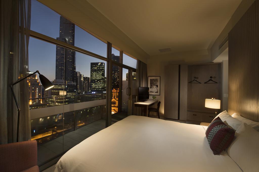 Hotel Doubletree By Hilton Melbourne 4*