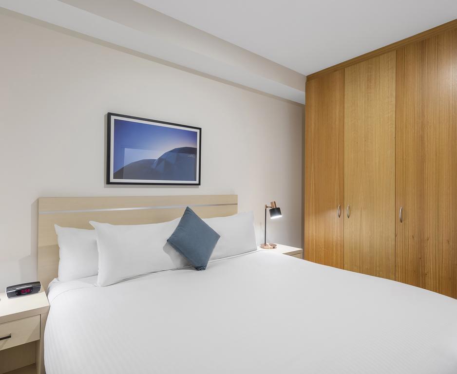 Фотографія Oaks On Market 4*