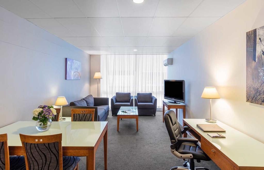 Фото Park Regis Griffin Suites 4*