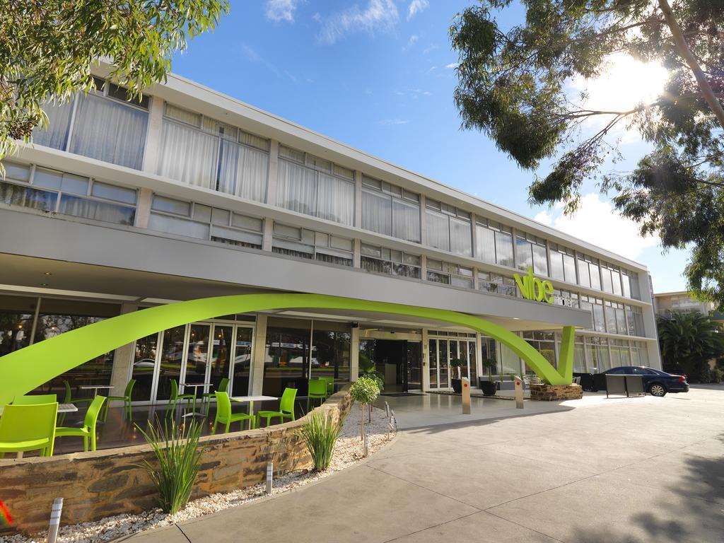 Hotel Vibe Carlton 4*