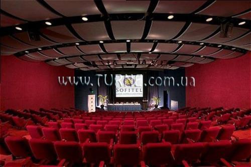 Отель Sofitel Melbourne 4*
