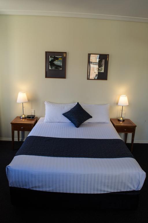 Картинка Capitol Square 3*