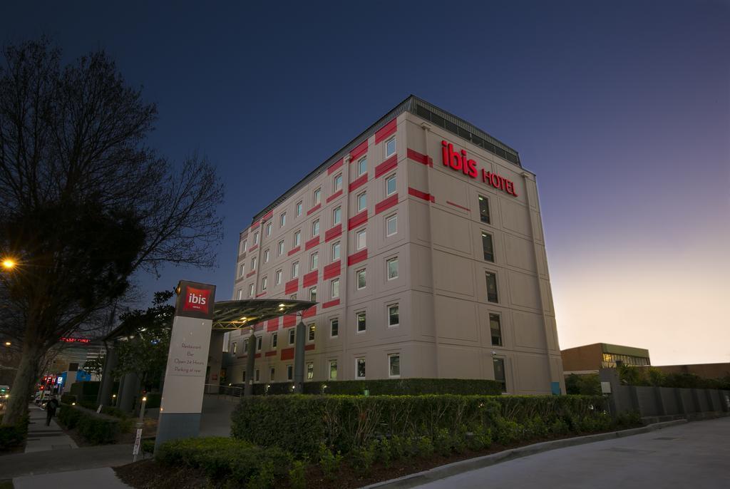 Готель Ibis Sydney Airport 2*