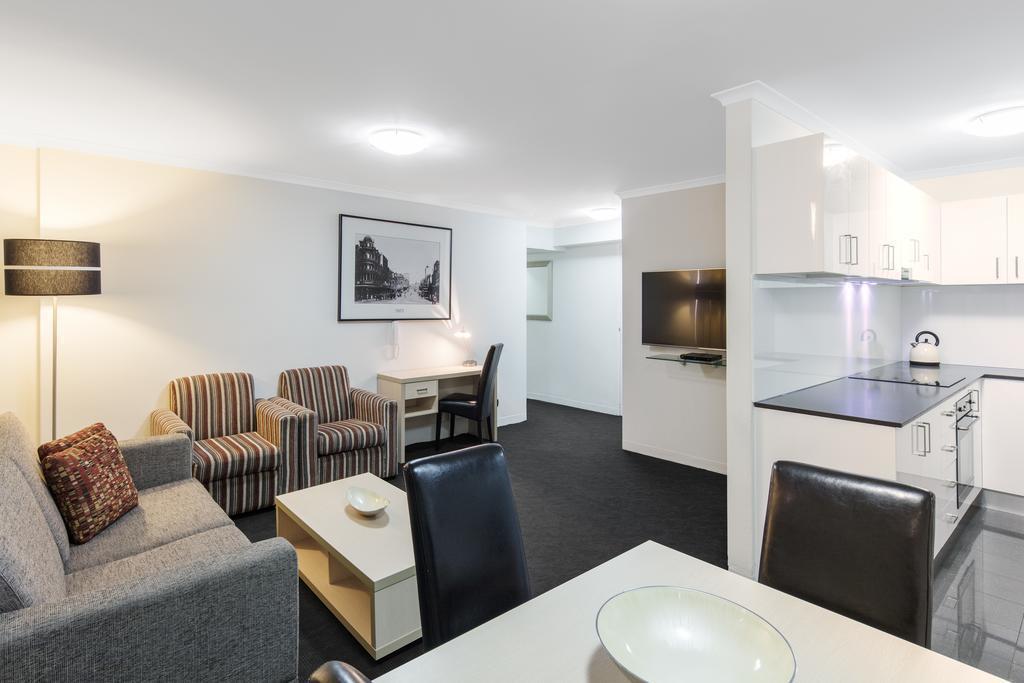 Obraz Oaks Hyde Park Plaza 4*