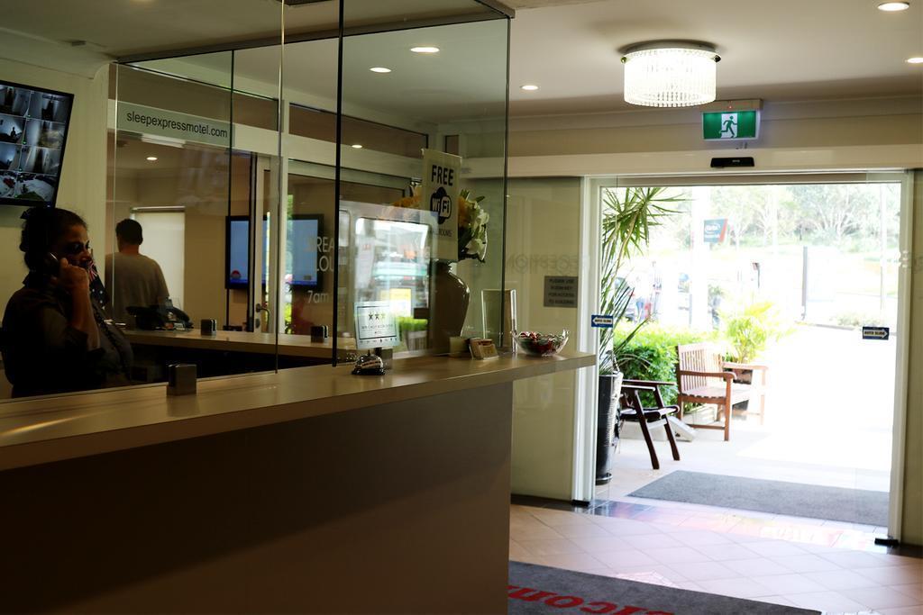 Hotel Sleep Express Motel 3*
