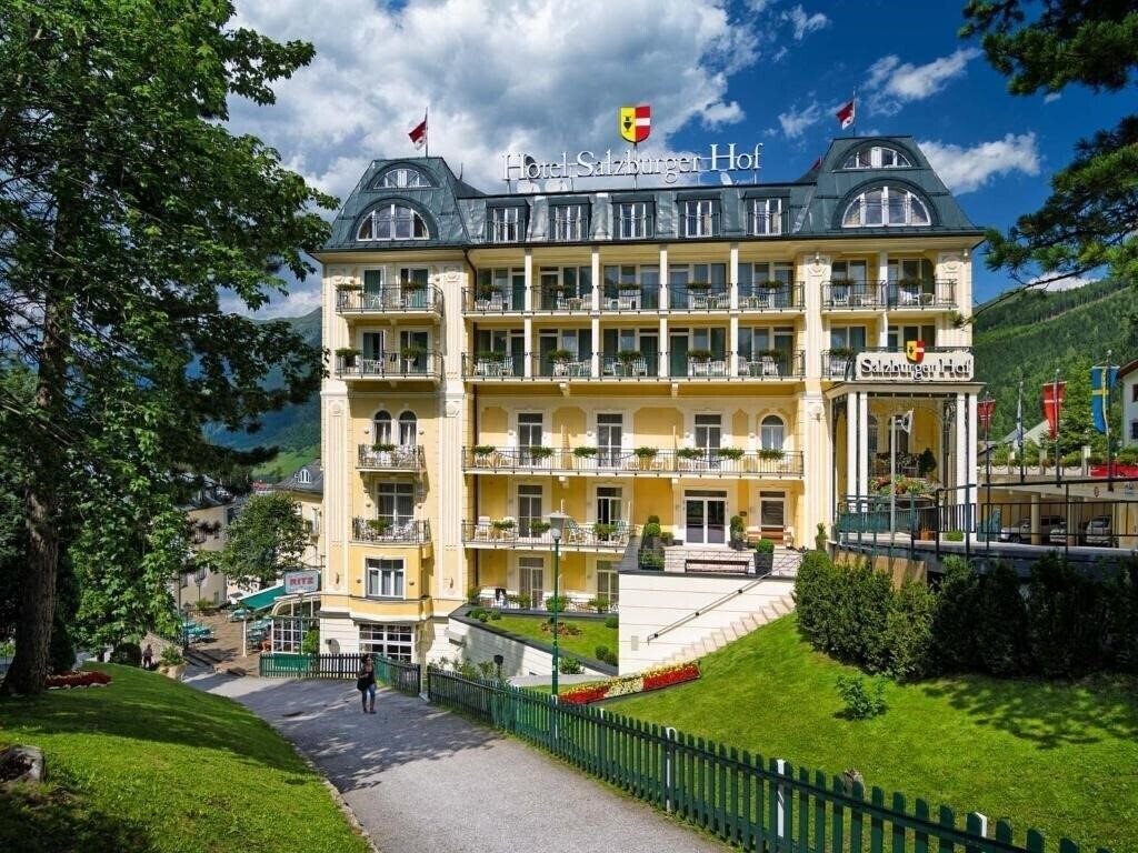 Hotel Salzburgerhof 4*