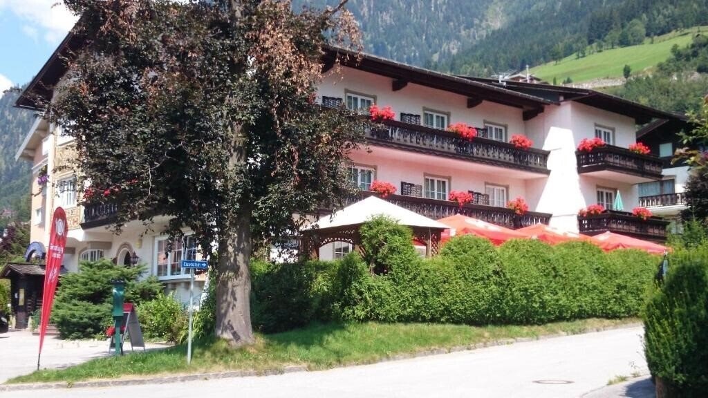 Hotel Zum Toni 3*