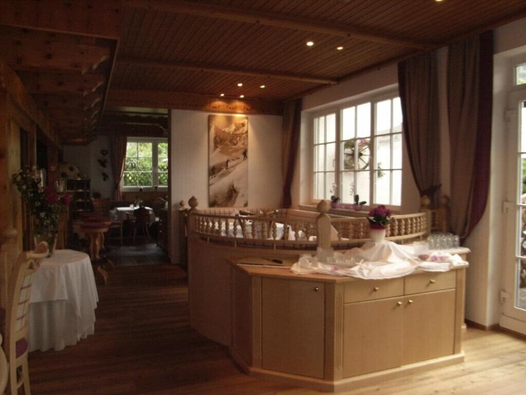 Zdjęcie Zum Toni 3*