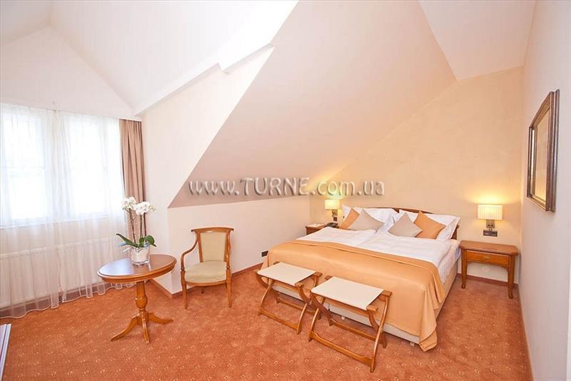 Hotel Hotel Sacher Baden 4*