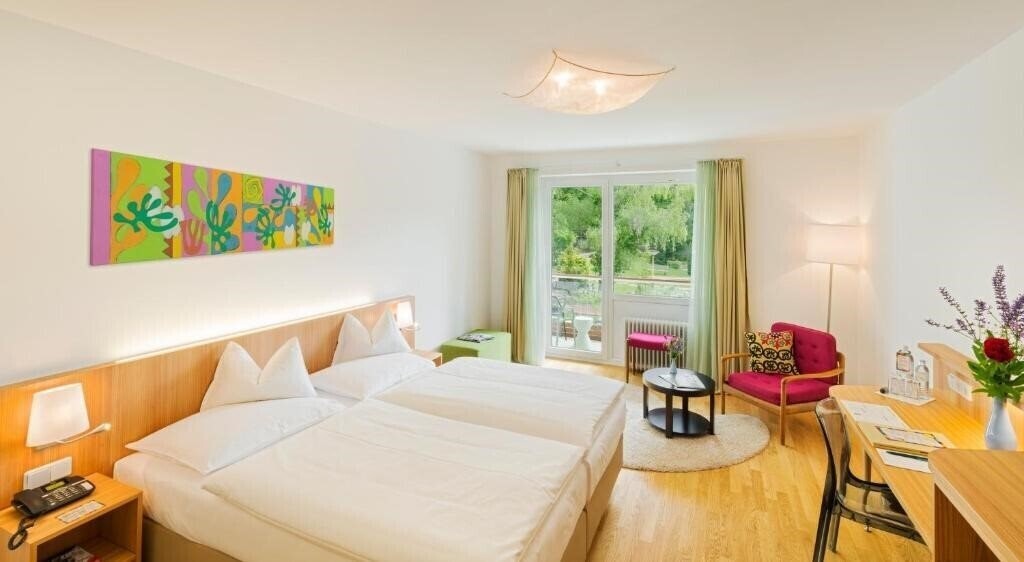 Zdjęcia At The Park 4*