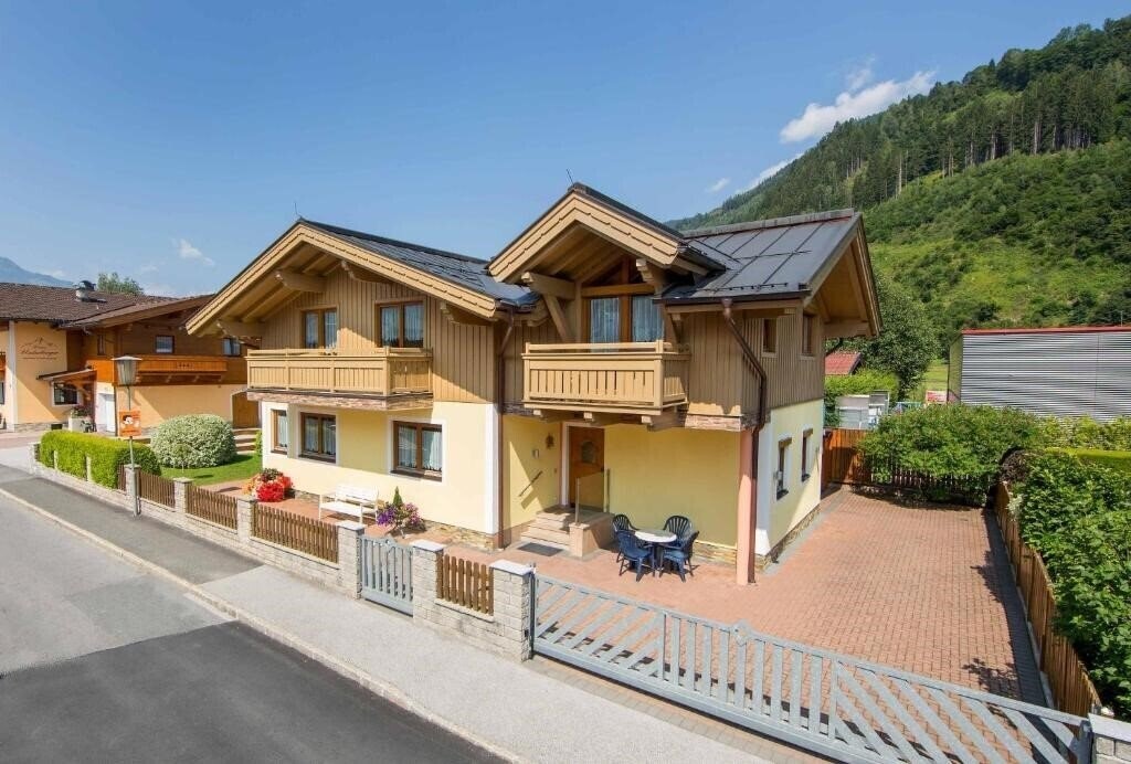 Отель Gaestehaus Unterberger 3*