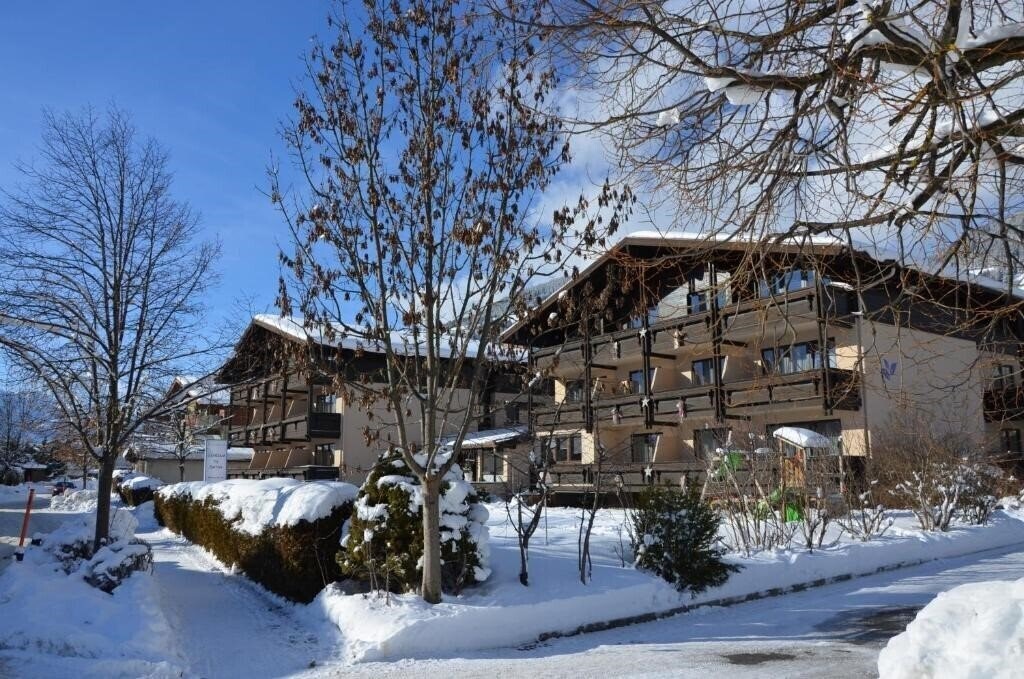 Zdjęcie Hotel & Suites Dahoam By Sarina (ex. Bernhofer Hotel) 3*