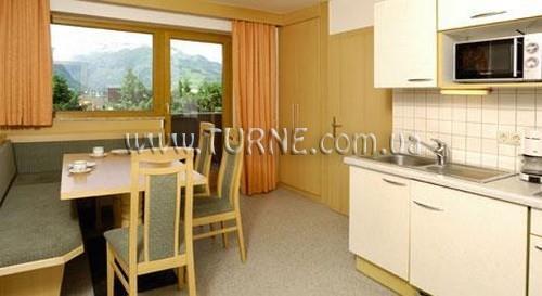 Фотографія Appartement Kristall 3*