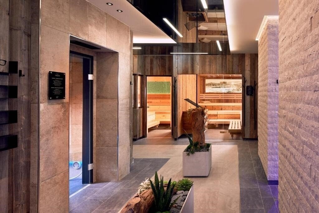 Картинка Hotel Neue Post 4*