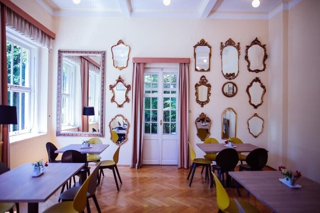 Зображення Carinthia 4*