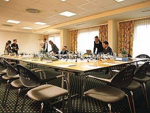 Hotel Mercure Graz Messe 4*