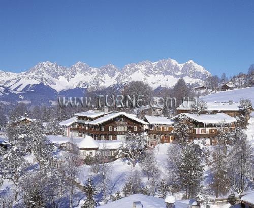 Hotel Relais & Chateaux Hotel Tennerhof 5*