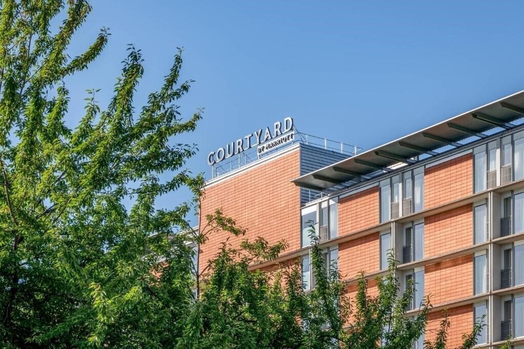 Фотографія Courtyard By Marriott 4*