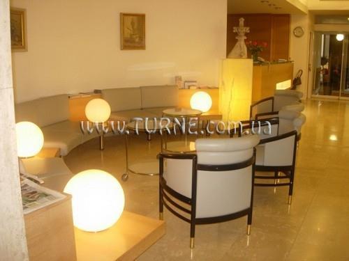 Zdjęcie Dom Hotel Linz 4*