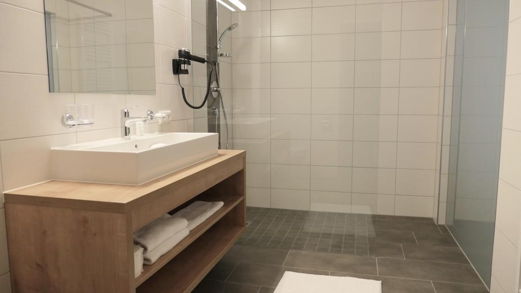 Zdjęcie Alpin Hotel Schrofenblick 4*