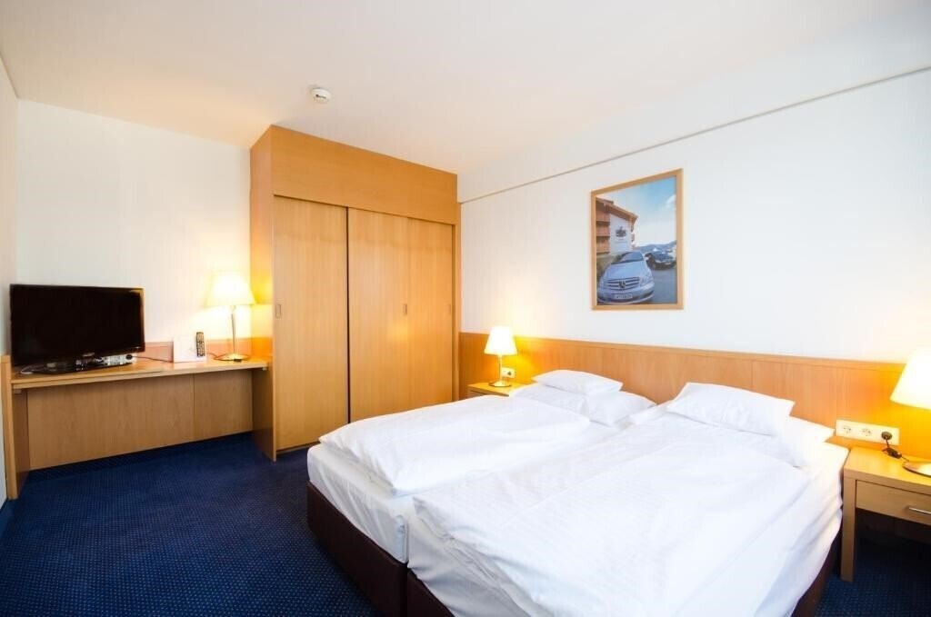 Zdjęcia Strudlhof 4*