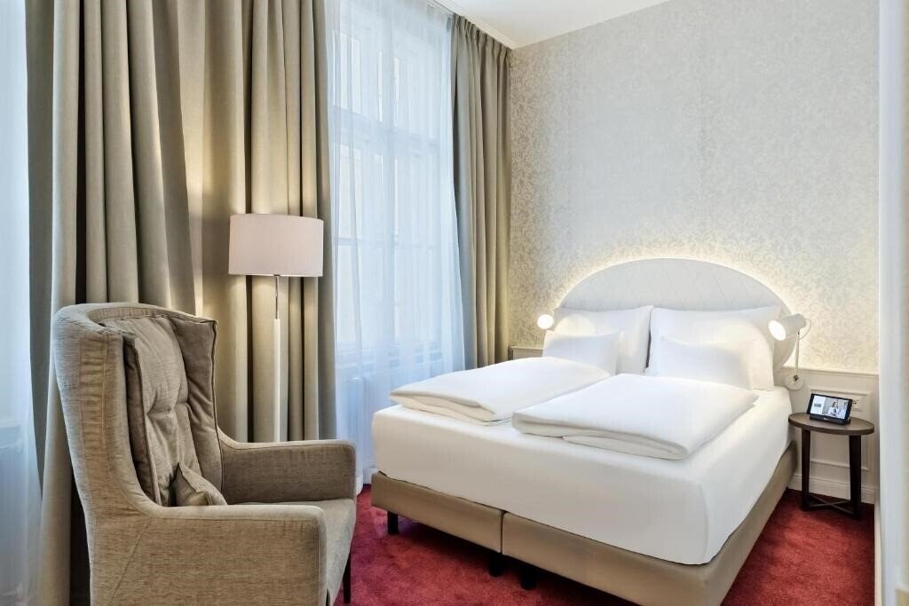 Фотография Rathauspark 4*