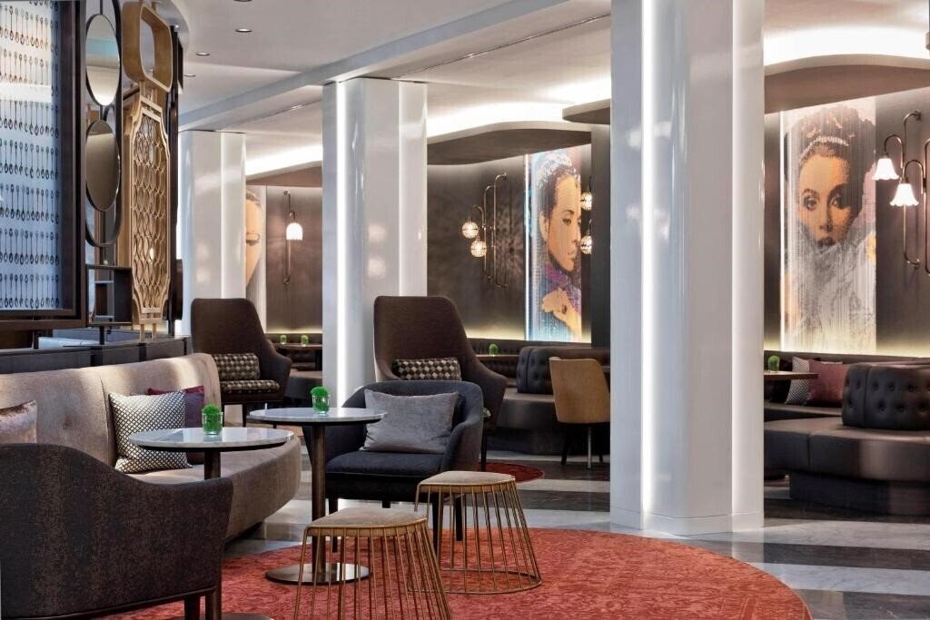 Hotel Renaissance 4*