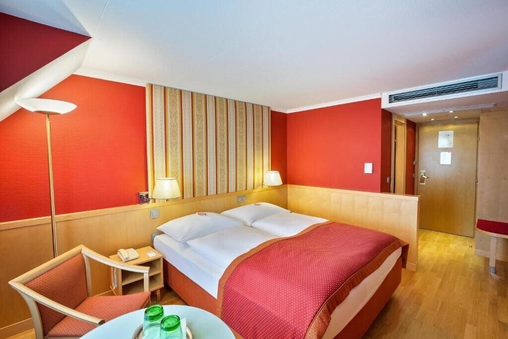Hotel Ananas 4*