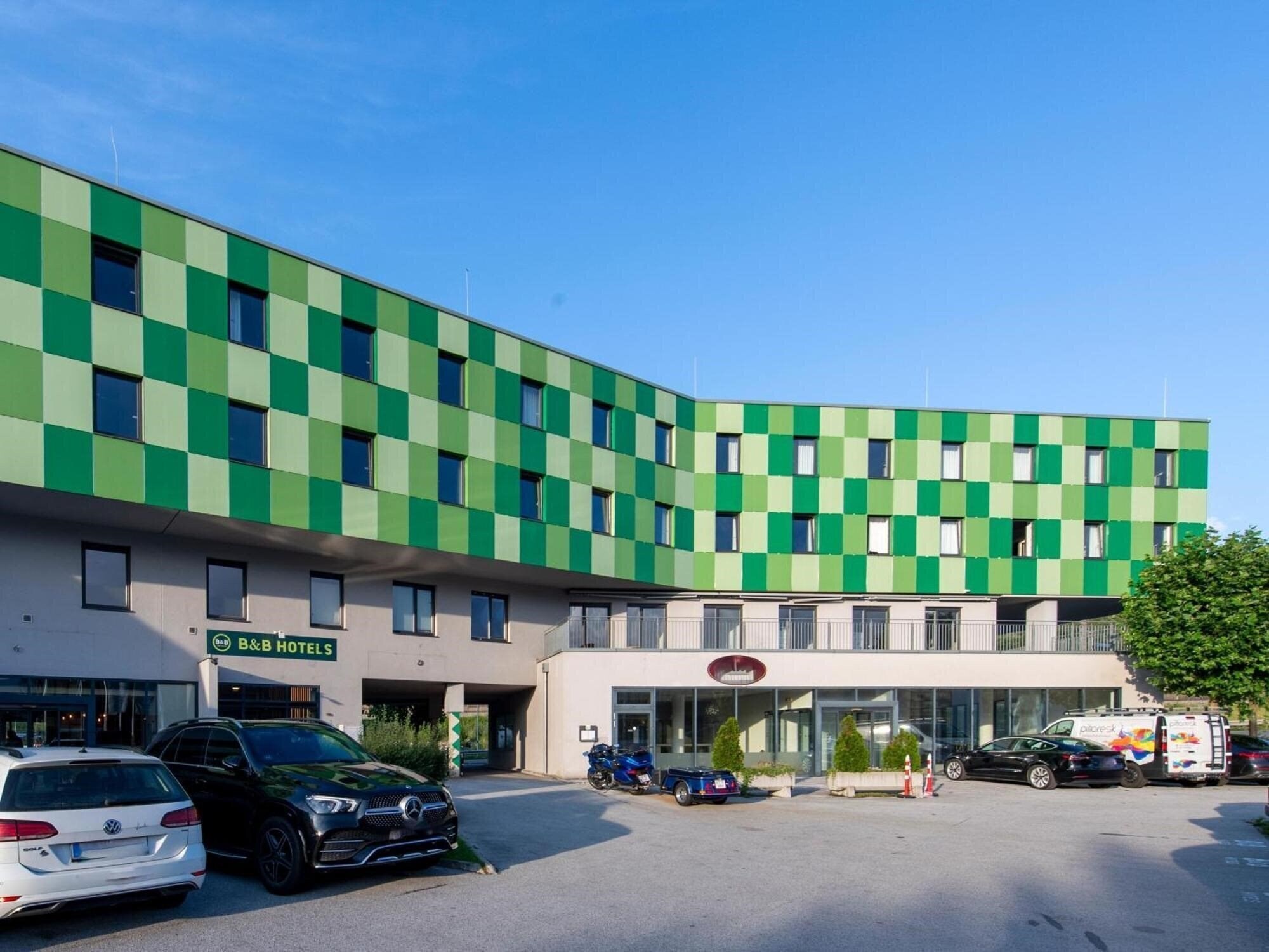 Готель 7 Days Premium Hotel Puch-Urstein 3*