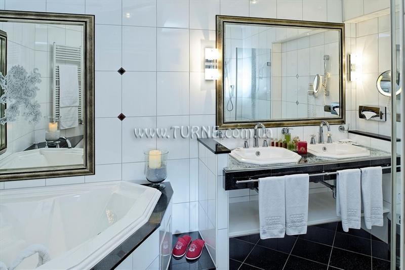 Zdjęcia Hotel Closterbraeu 5*
