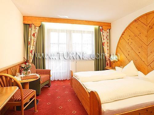 Hotel Garni Granat 3*