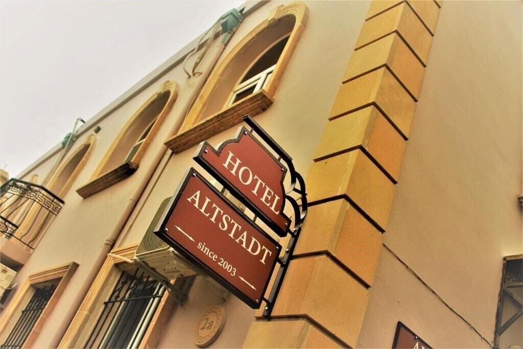 Готель Altstadt Hotel 4*