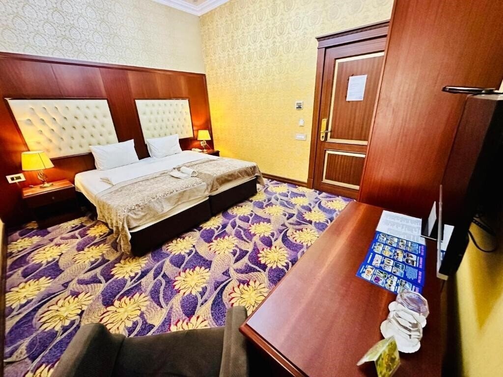 Фотографія Clover Hotel Baku 4*