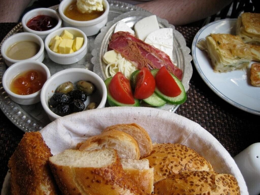 Zdjęcie Town Gates 3*