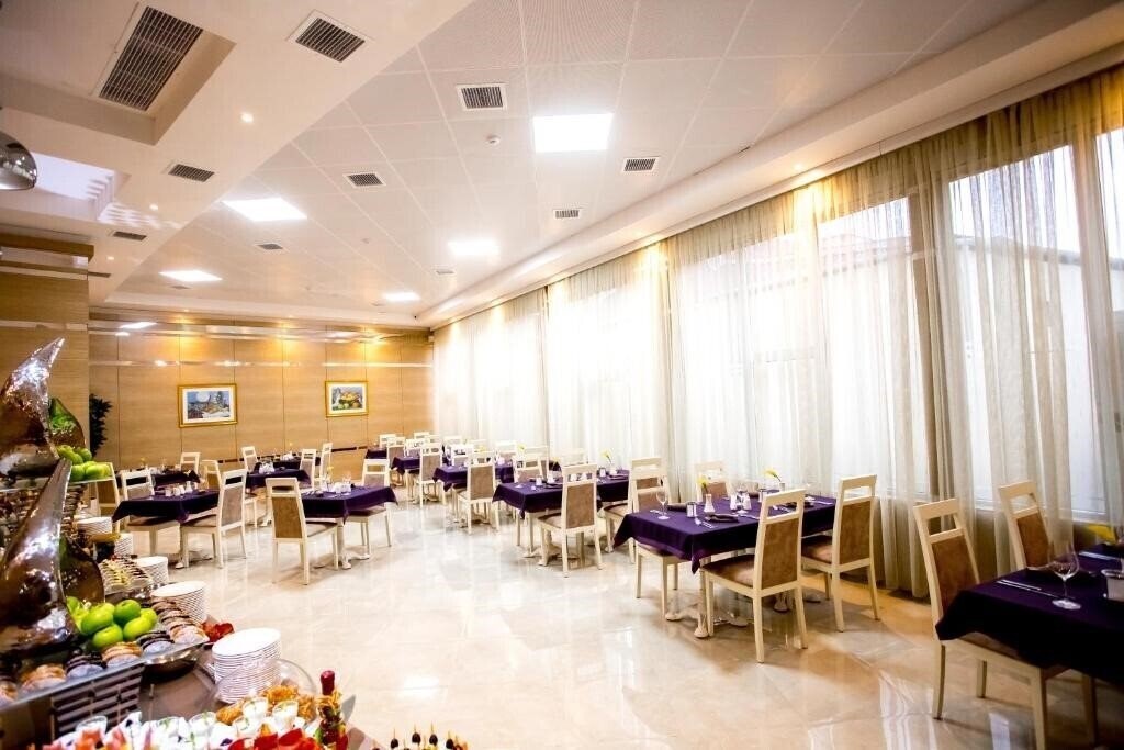 Zdjęcia West Shine Hotel 4*