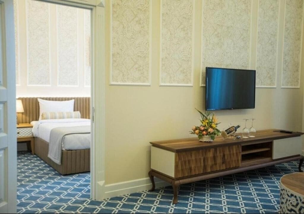 Obraz Promenade Hotel 5*