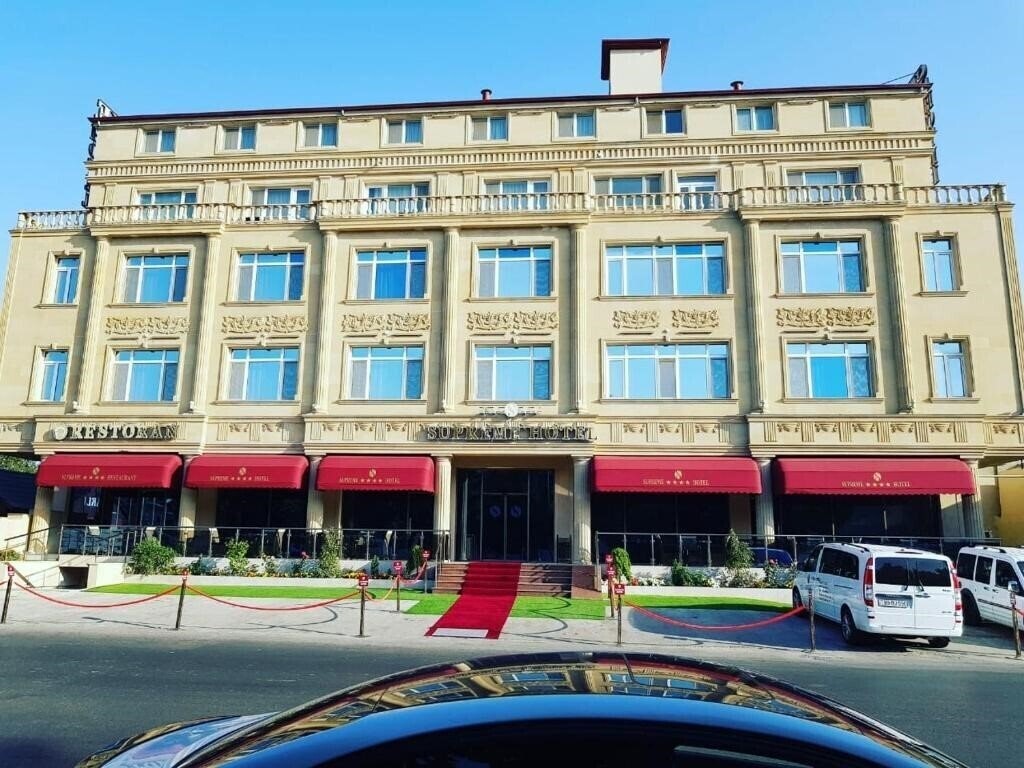 Hotel Supreme Hotel 4*