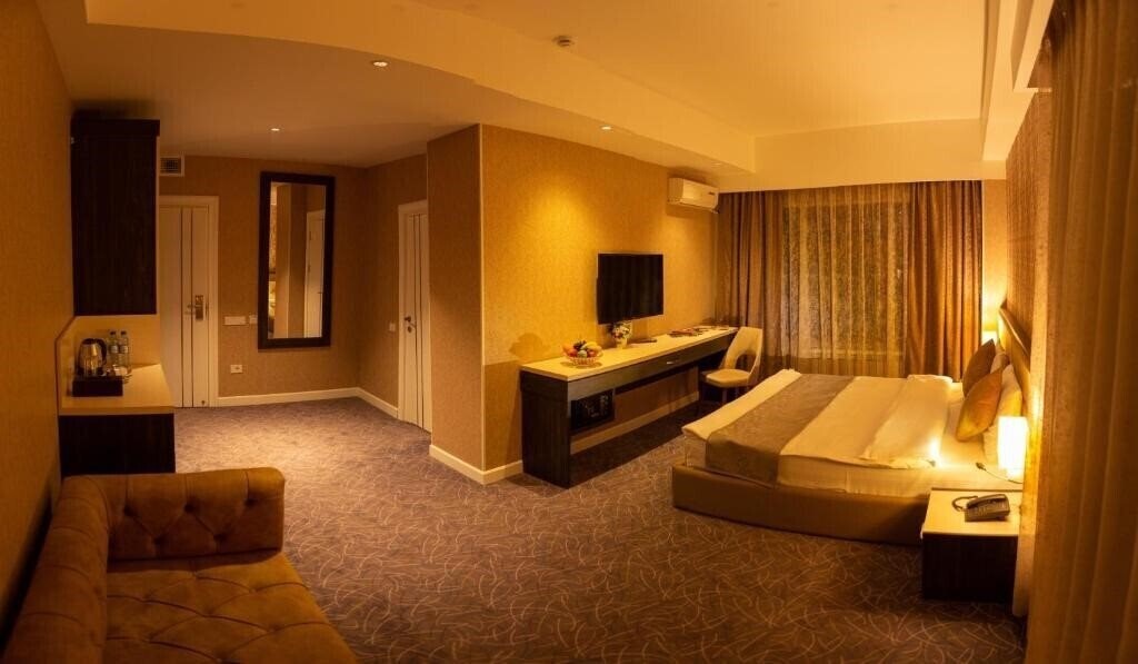 Zdjęcia Parkway Inn Hotel & SPA 4*
