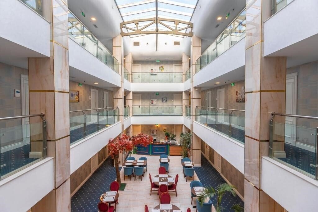 Hotel Grand Midway Hotel 4*