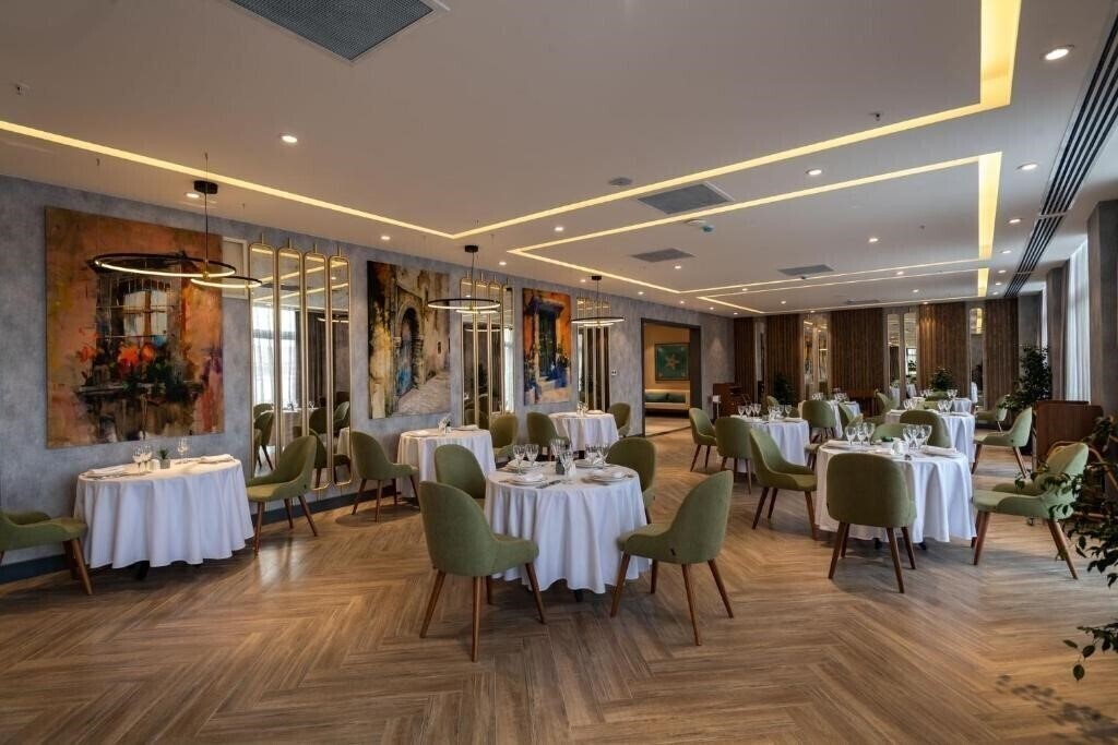 Фотографія Wellbeing Resort & Spa Hotel Shabran 5*