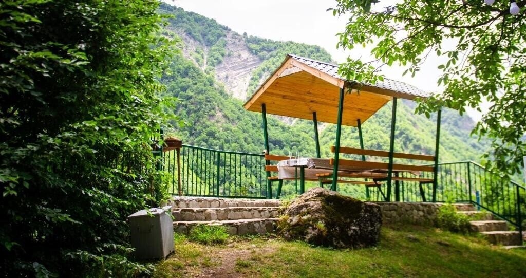 Zdjęcie Family Inn Ismayilli (ex. Familyinn İsmayilli Hotel) 3*