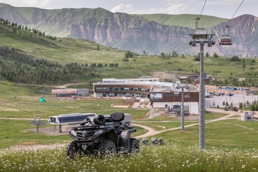 Zdjęcie Zirve Hotel Shahdag 4*